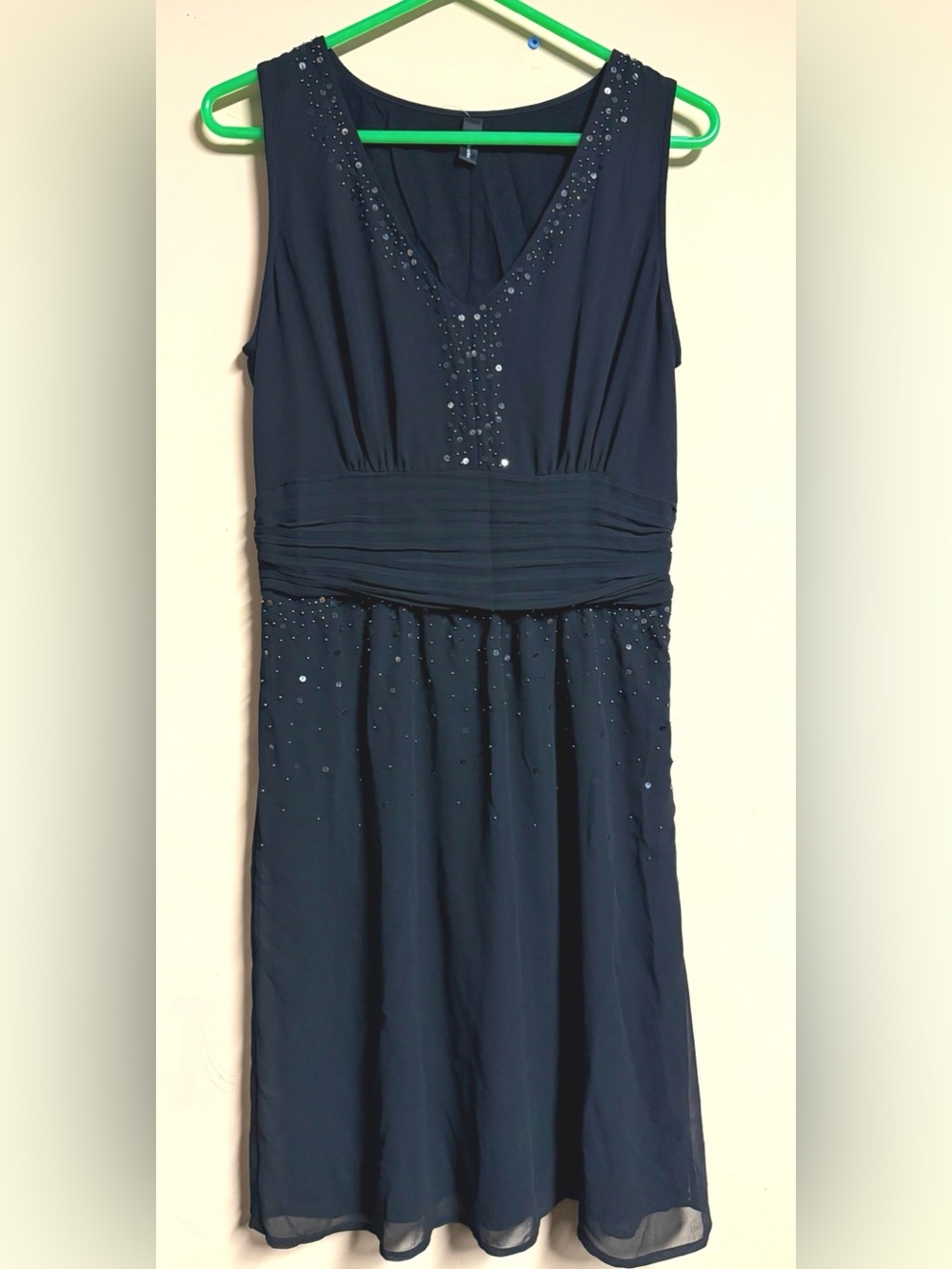 NWT Soyaconcept Sleeveless Jet Black Embellished V-Neck Dress
Size Medium